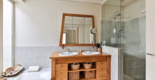 Siphon de salle de bain bouché : quelles solutions ?