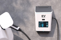 Peut-on faire appel à n'importe quel électricien pour installer une borne de recharge ?