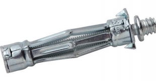 Comment retirer une cheville d'un mur ?